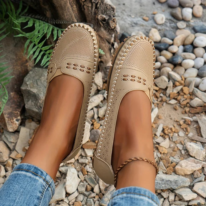 Aimee | Women’s Slip On Round Toe Flats