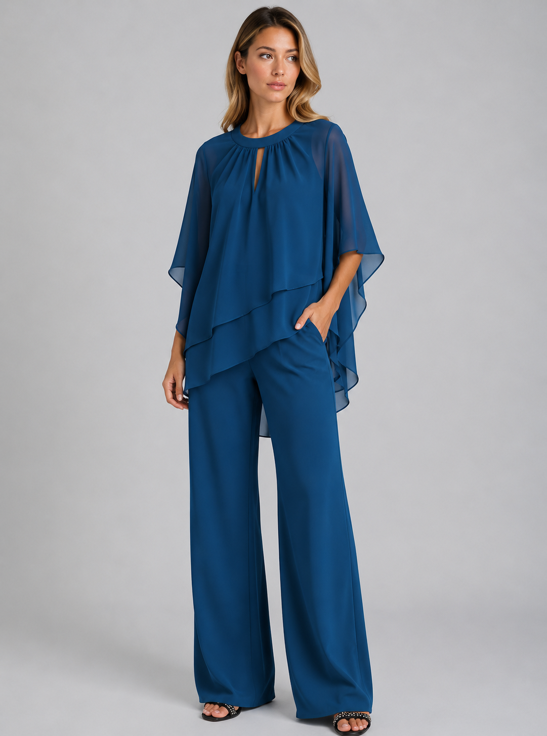 Alise | Women's Keyhole Neckline Flowy Two Piece Set