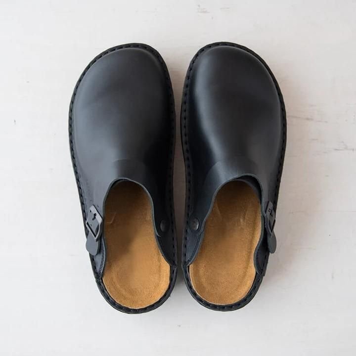 Alister | Men’s Slip On Buckle Strap Round Toe Clogs
