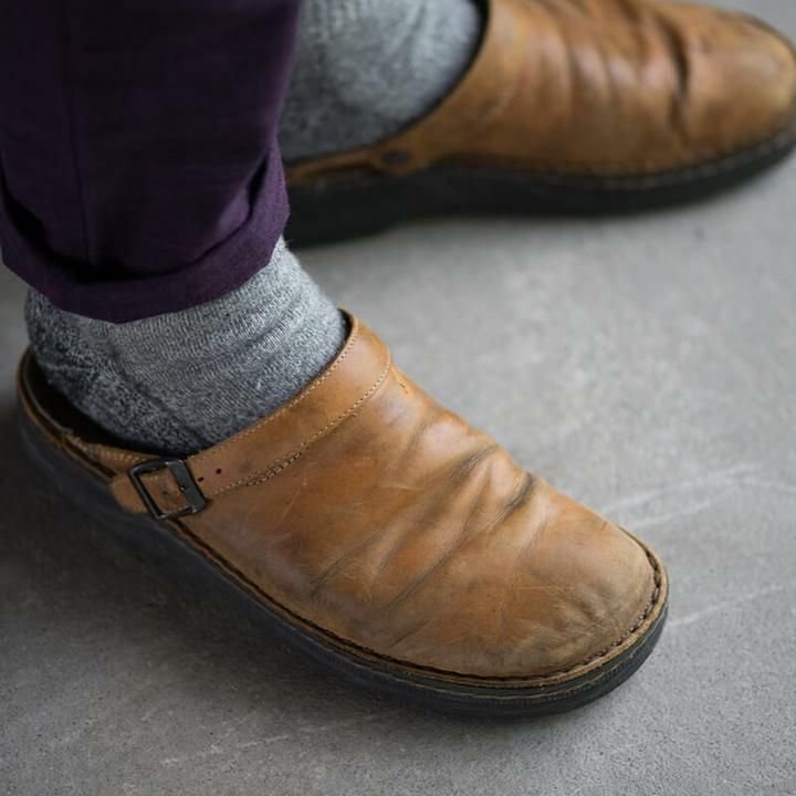 Alister | Men’s Slip On Buckle Strap Round Toe Clogs
