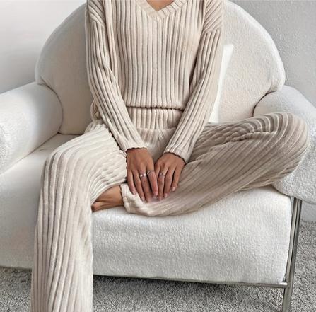 Allegria | Women's Long Sleeve V-Neck High Waisted Two Piece Set