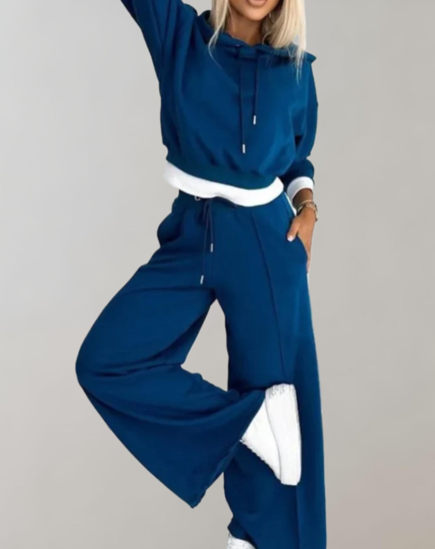 Amparo | Women's Wide Leg Drawstring Long Sleeve Two Piece Set