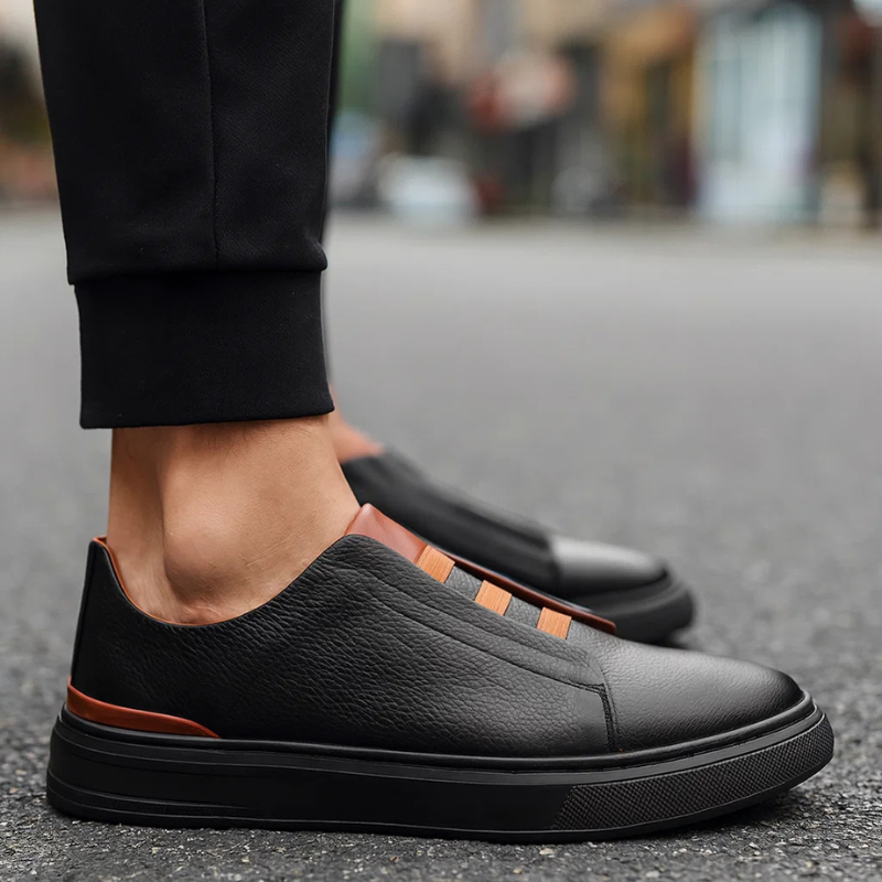 Anglais | Men's Round Toe Slip On Low Top Flat Sneakers