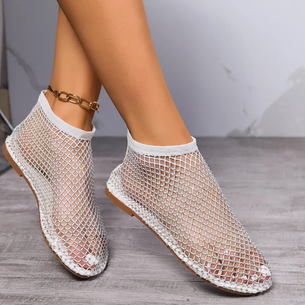 Anjelica | Women's Round Toe Mesh Slip-On Sandals