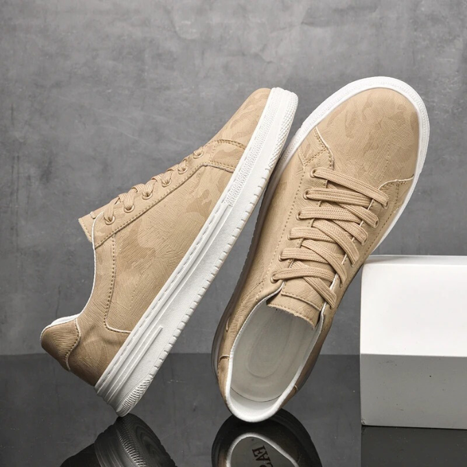 Blair | Men’s Round Toe Low Top Lace Up Sneakers