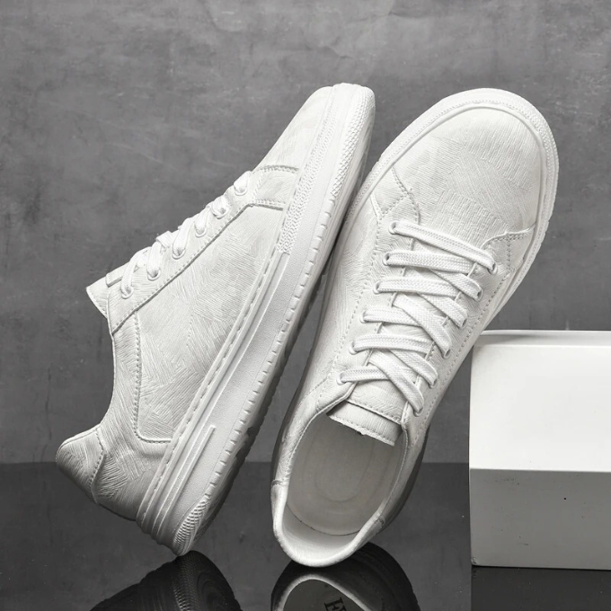 Blair | Men’s Round Toe Low Top Lace Up Sneakers