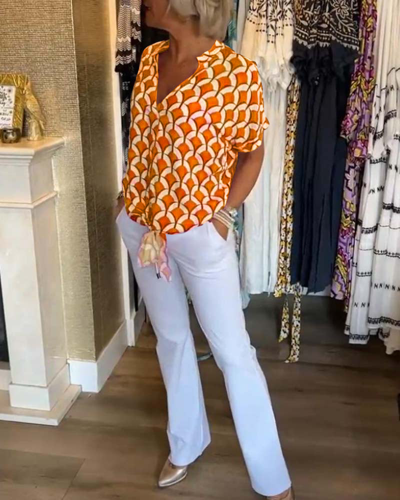 Bronwen | Women’s Scallop Print V Neck Summer Top
