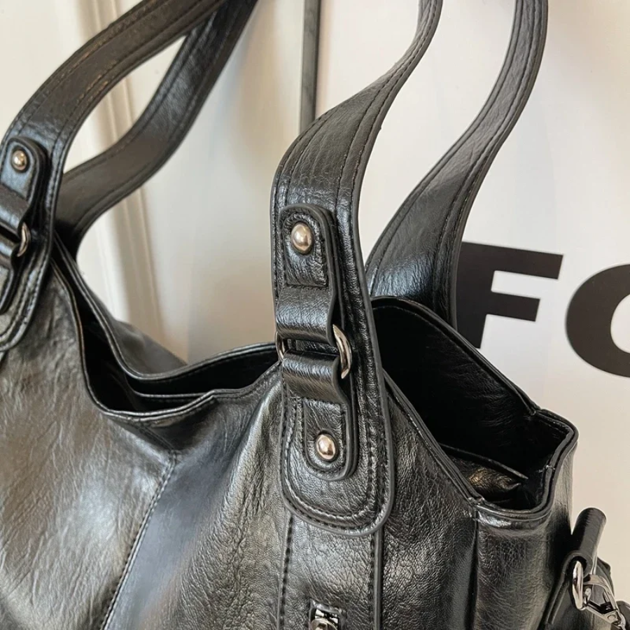 Cadence | Women’s Crossbody Slouchy Shoulder Bag