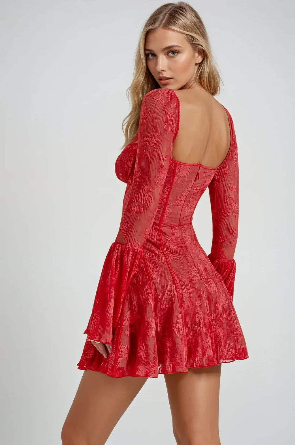 Elvira | Women’s Sweetheart Neck Long Sleeve Grad Party Dress
