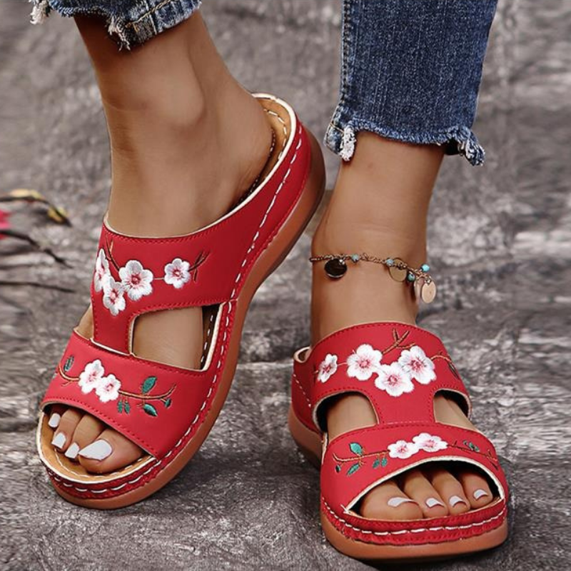 Evangeline | Women's Floral Cutout Slip On Round Toe Slippers