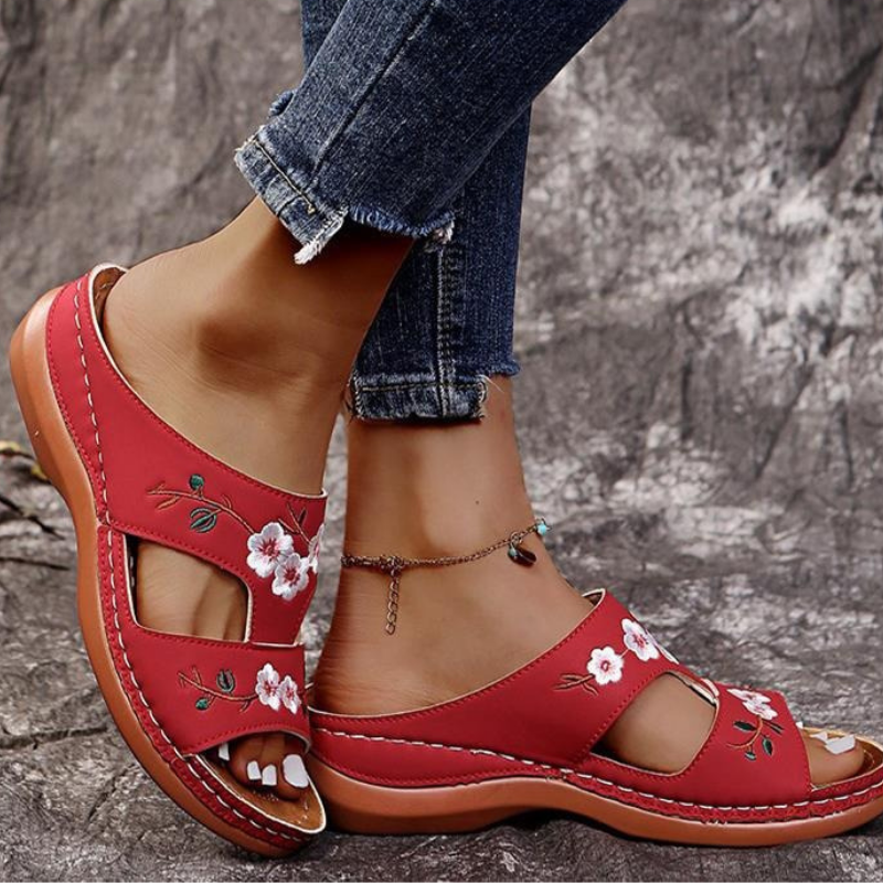 Evangeline | Women's Floral Cutout Slip On Round Toe Slippers
