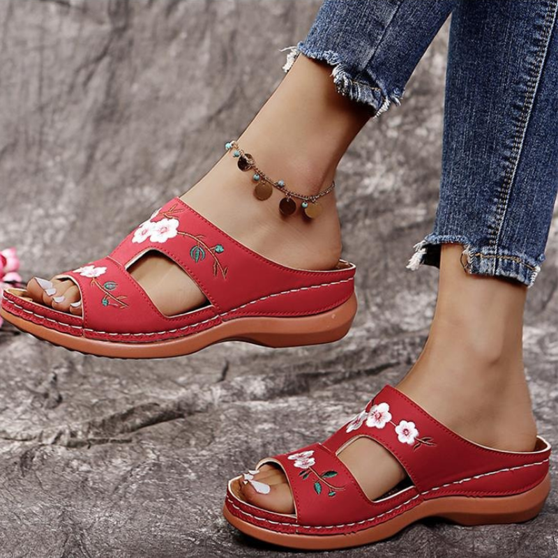 Evangeline | Women's Floral Cutout Slip On Round Toe Slippers