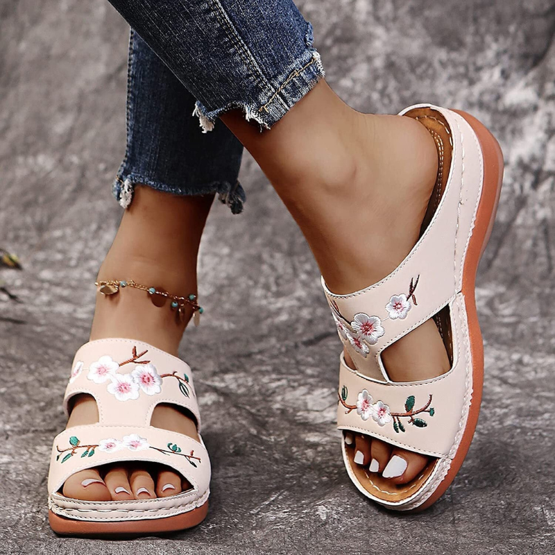 Evangeline | Women's Floral Cutout Slip On Round Toe Slippers