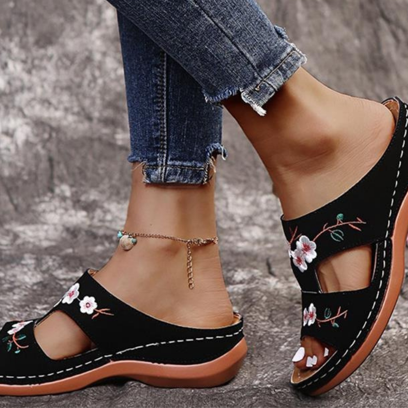 Evangeline | Women's Floral Cutout Slip On Round Toe Slippers