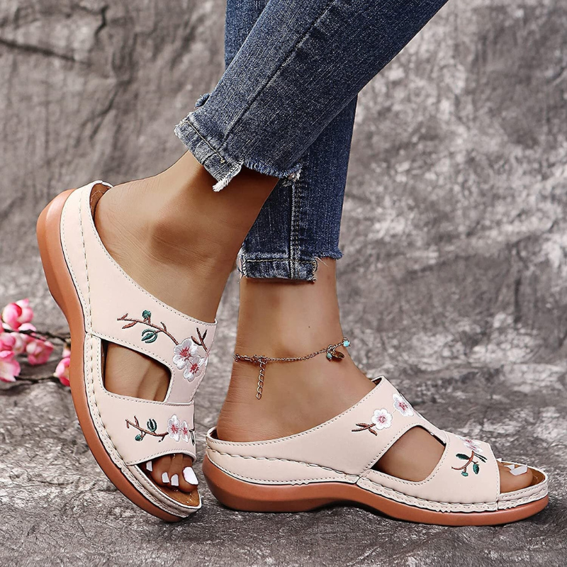 Evangeline | Women's Floral Cutout Slip On Round Toe Slippers