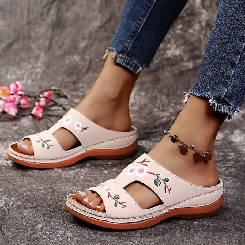 Evangeline | Women's Floral Cutout Slip On Round Toe Slippers