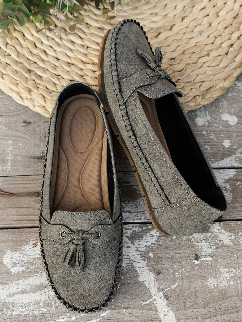 Florence | Women's Bow Closed Toe Slip On Loafers