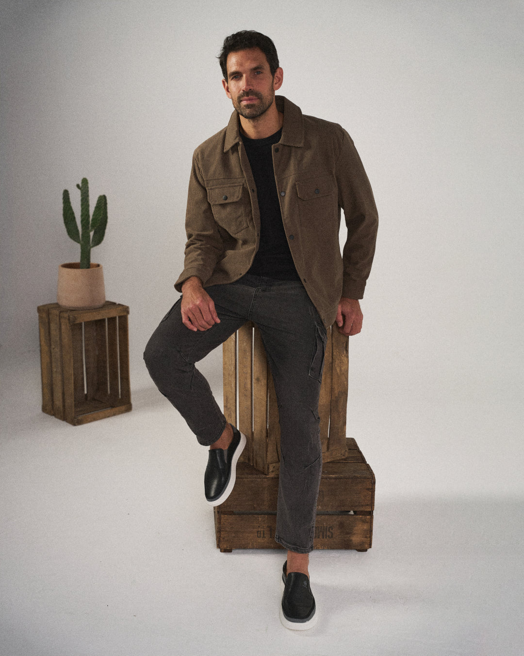 Frederick | Men's Round Toe Low Top Slip-On Dress Shoes