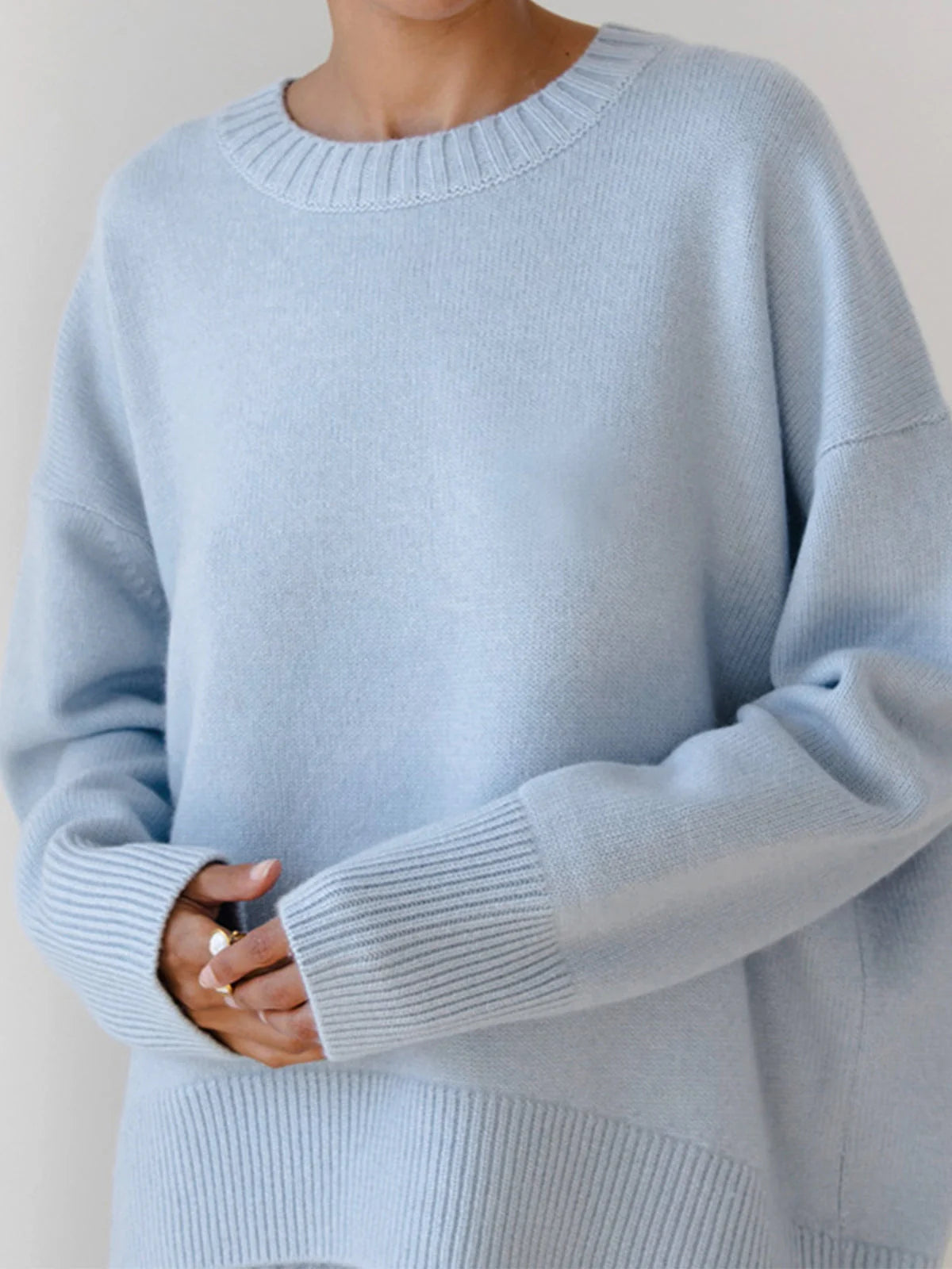 Grainne | Women's Long Sleeve Crew Neck Oversized Sweater