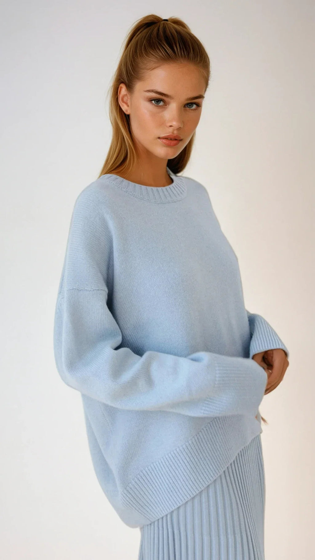 Grainne | Women's Long Sleeve Crew Neck Oversized Sweater