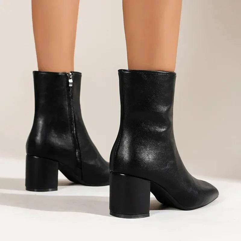 Harriet | Women's Block Heel Pointed Toe Ankle Boots
