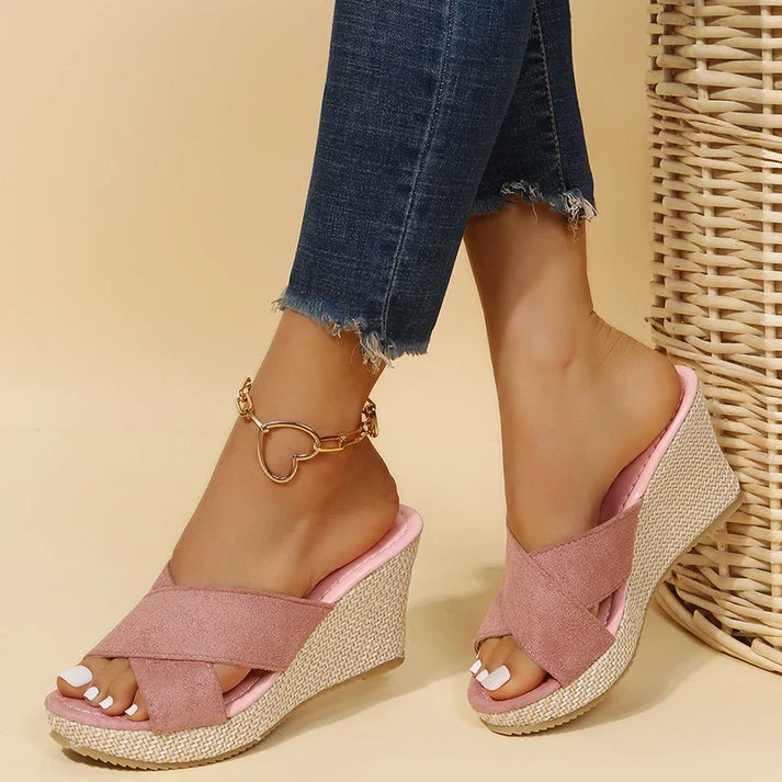 Isabella | Women’s Cross Strap Open Toe Platform Sandals