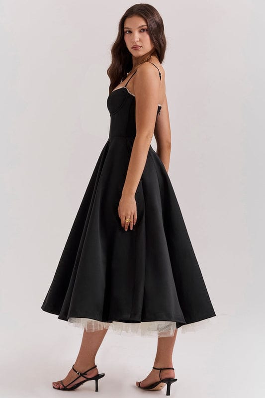 Lucia | Women's Fitted Sweetheart Neck Flowy Midi Dress