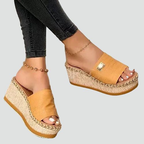 Maggie | Women’s Platform Wedge Round Toe Slip On Slides