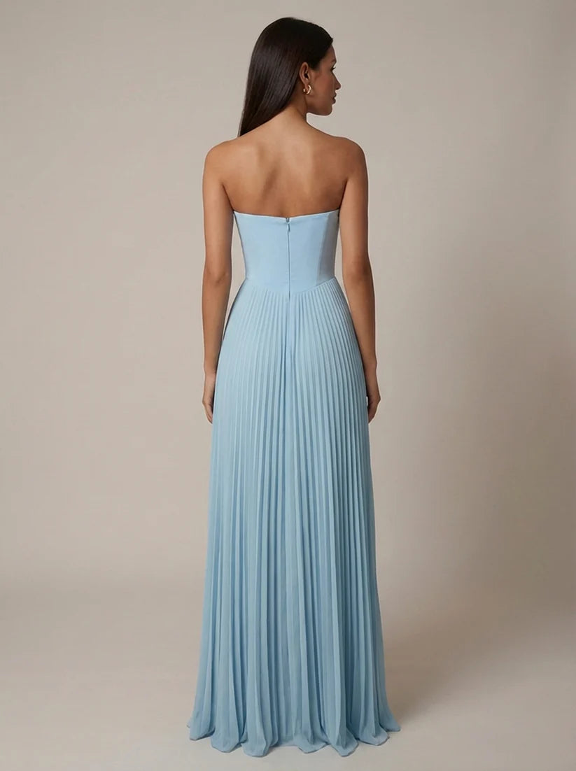 Norah | Women's Pleated Sweetheart Neck Sleeveless Maxi Dress