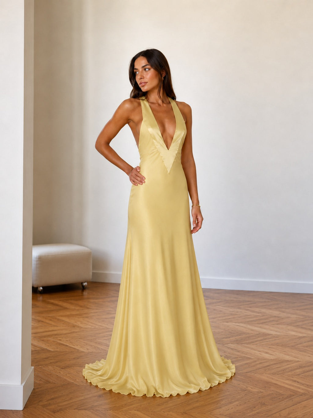 Vanessa | Women’s Backless Halter Neck Flowy Maxi Dress